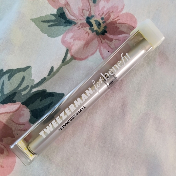 NWT Tweezerman Benefit Brow Shaping Brush Retract - Picture 4 of 5